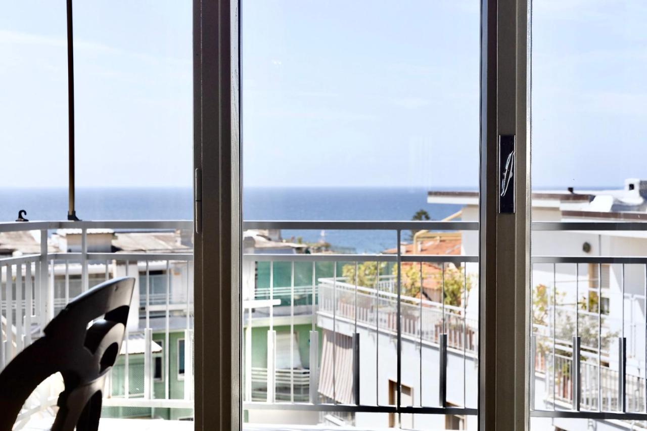Sanremo Dream - Casa Achille Apartment Ngoại thất bức ảnh