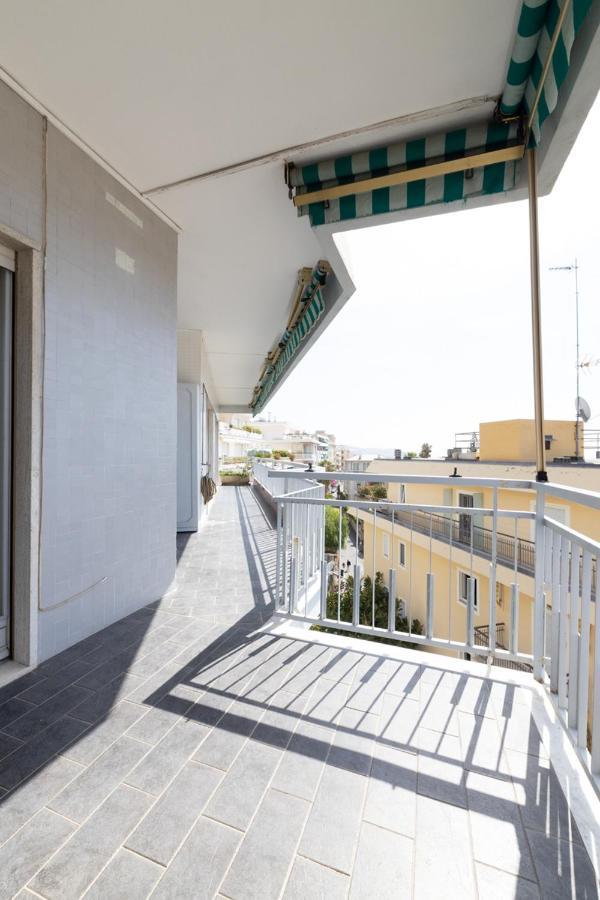 Sanremo Dream - Casa Achille Apartment Ngoại thất bức ảnh